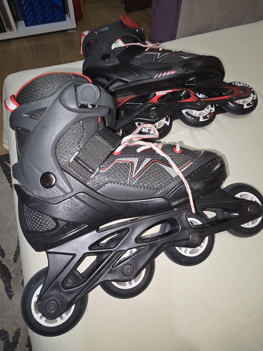 Role oxylane, din Dechatlon, marime 35-38, stare foarte buna.