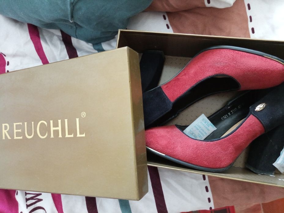 Продам туфли жен. 39/40