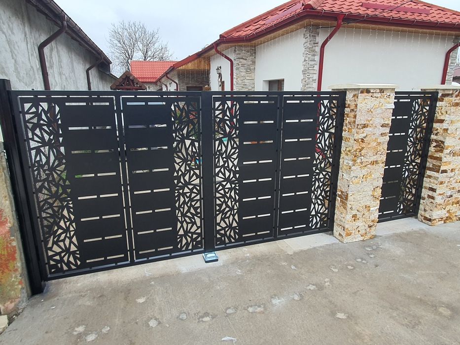 Porti metalice traforate CNC din tablă decupată