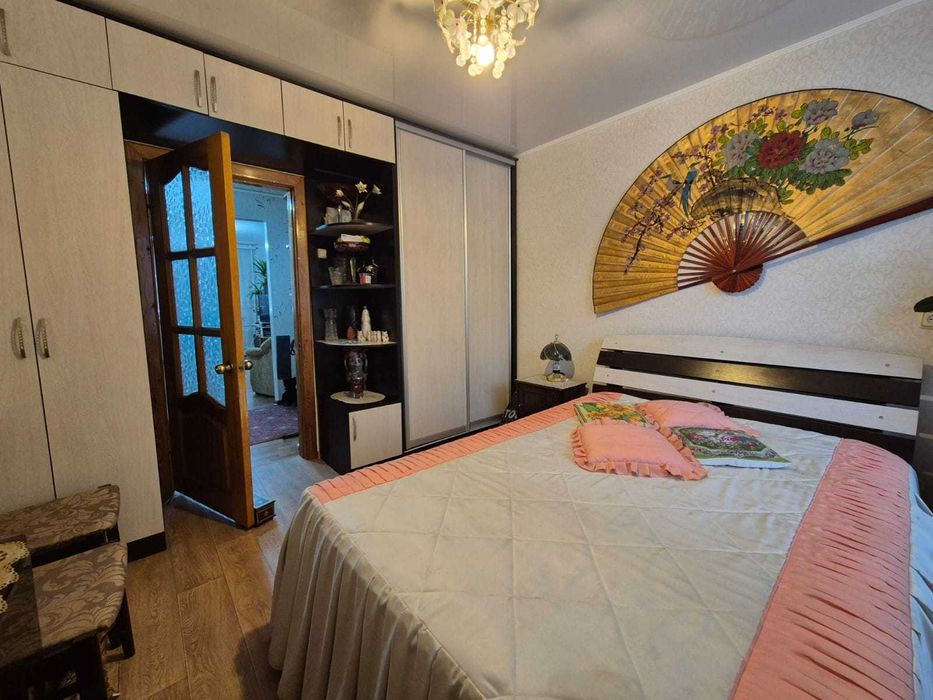 Продам 3 комнатную квартиру