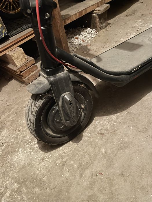 Продам электросамокат