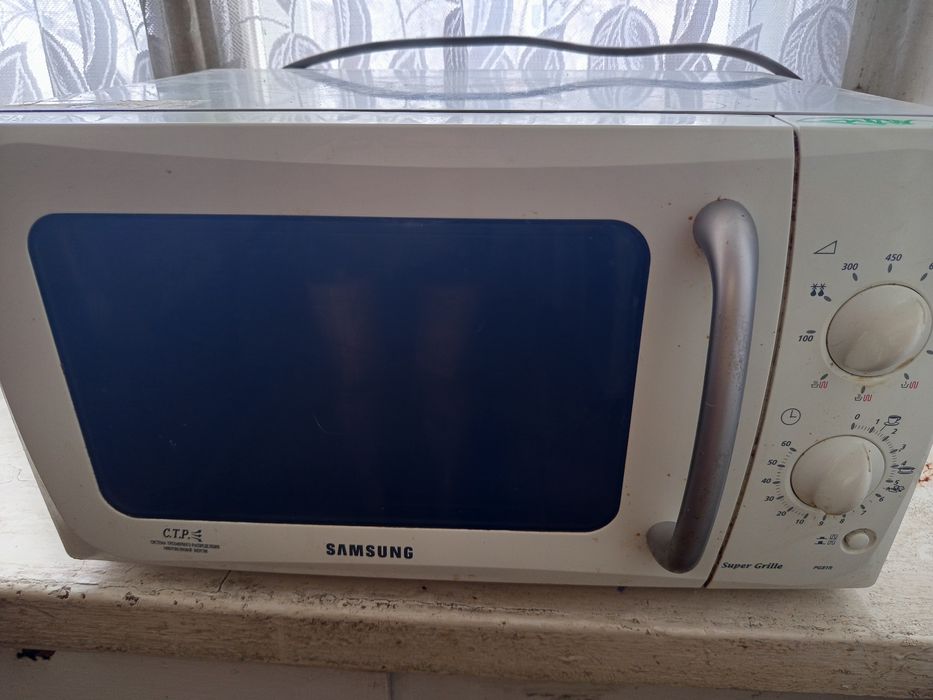 Продам микроволновку Самсунг за 5500