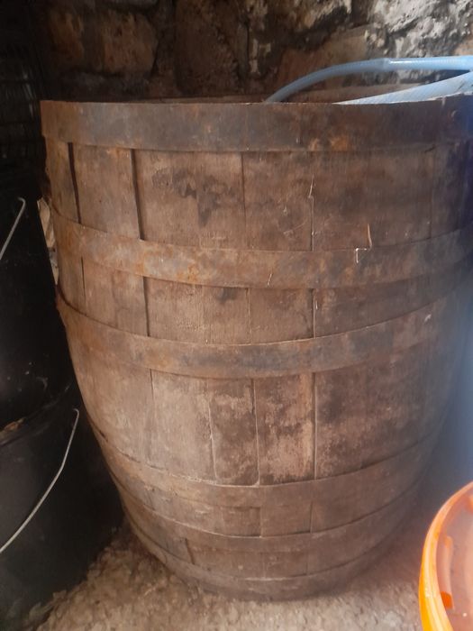 Butoi stejar  100 l și  200 l