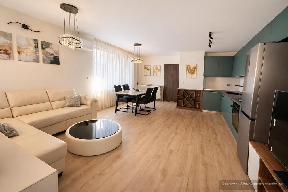 Дава се под наем Двустаен апартамент в Пловдив, Център - 80 кв.м за 797.64 € - Снимка #1