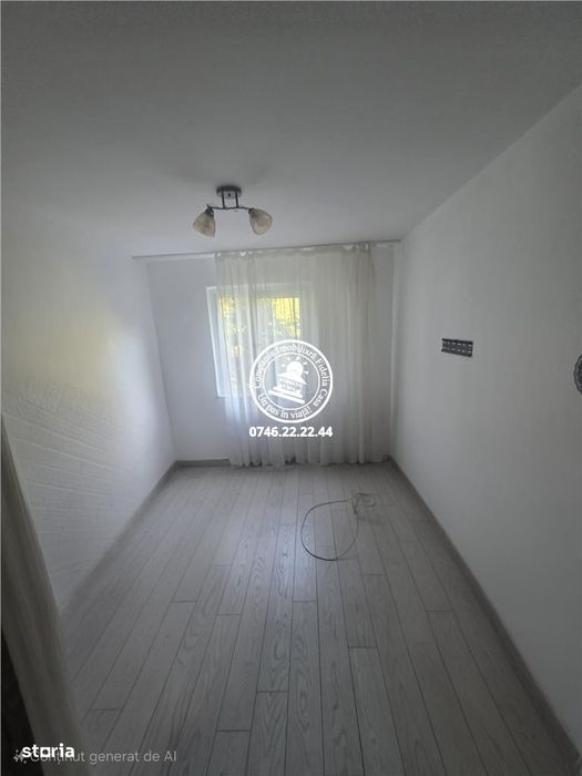Apartament 3 camere  de vanzare  Podu Ros,