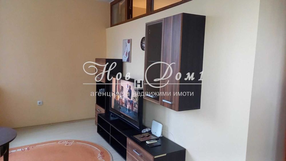 Дава се под наем Двустаен апартамент в Варна, Цветен квартал - 65 кв.м за 357 € - Снимка #1