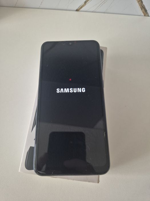 Продам Samsung A10