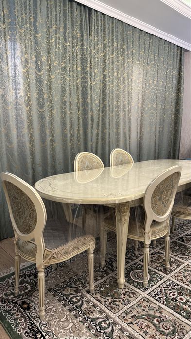 Продам стол со стульями