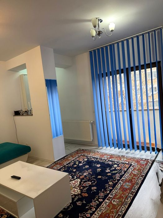 Apartament de 3 camere de vanzare - ultracentral- bloc nou- Craiova