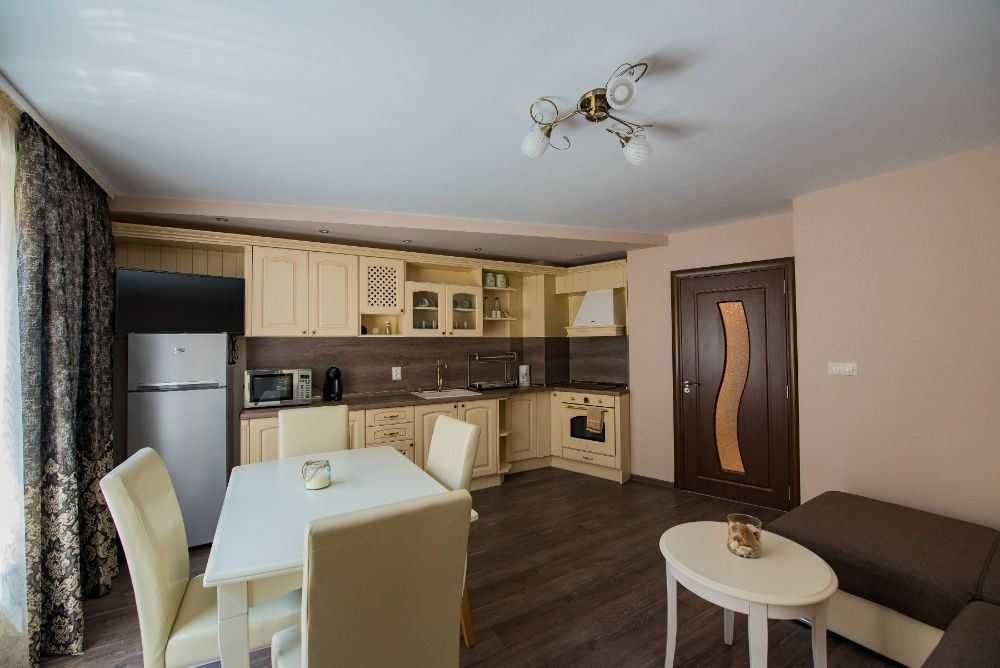 Продава се Тристаен апартамент в София, Дианабад - 950 кв.м за 205 €/кв.м - Снимка #2