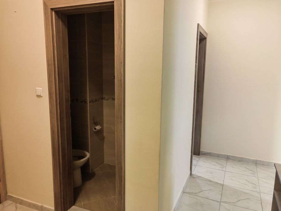 Дава се под наем Многостаен апартамент в Пловдив, Христо Смирненски - 150 кв.м за 918 € - Снимка #3