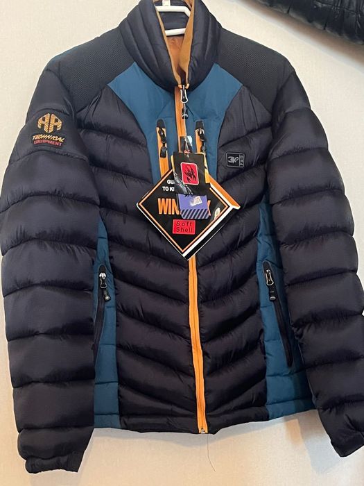 Куртка для молодежи