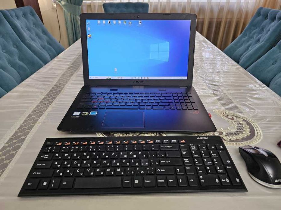 Ноутбук лэптоп Asus GL552V в идеальном состоянии