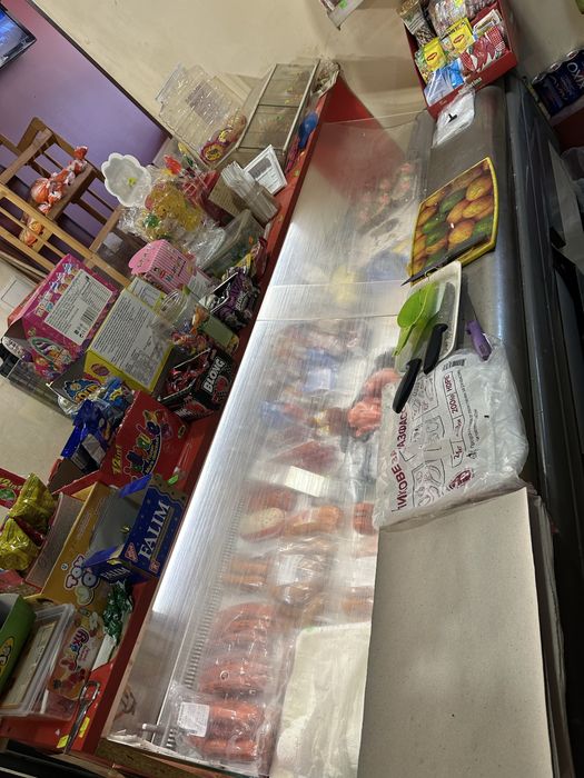 Хладилна витрина