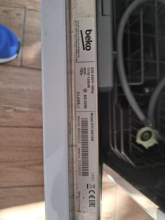 Masina de spalat vase beko
