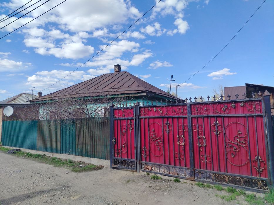 Продам дом район октябрьский