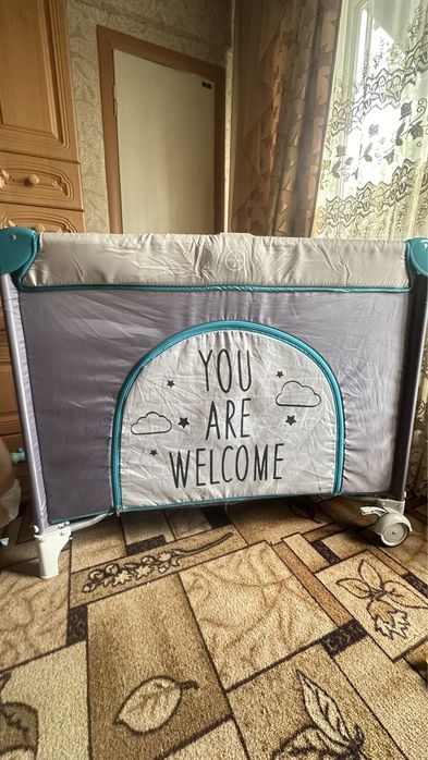 Продам манеж в отличном состояние