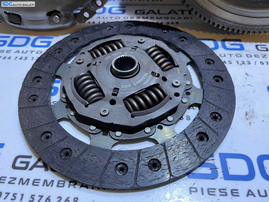 Volanta Masa Simpla Placa Presiune Disc Ambreiaj Skoda Octavia 3 1.6 TDI 2013 - 2017 Cod 123062510 04L105273 [AV0744]