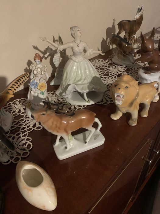 Bibelouri din portelan