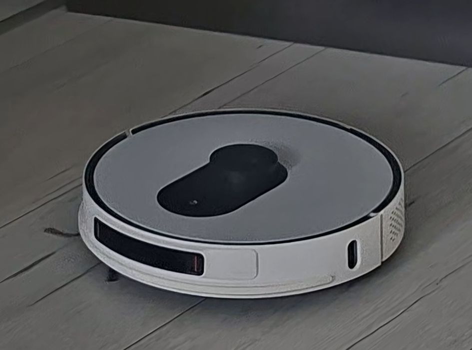 Продавам прахосмукачка робот Xiaomi Roidmi Eve Max