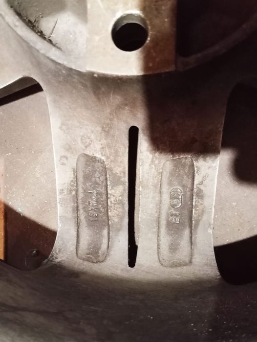 продам шины зимний и диски