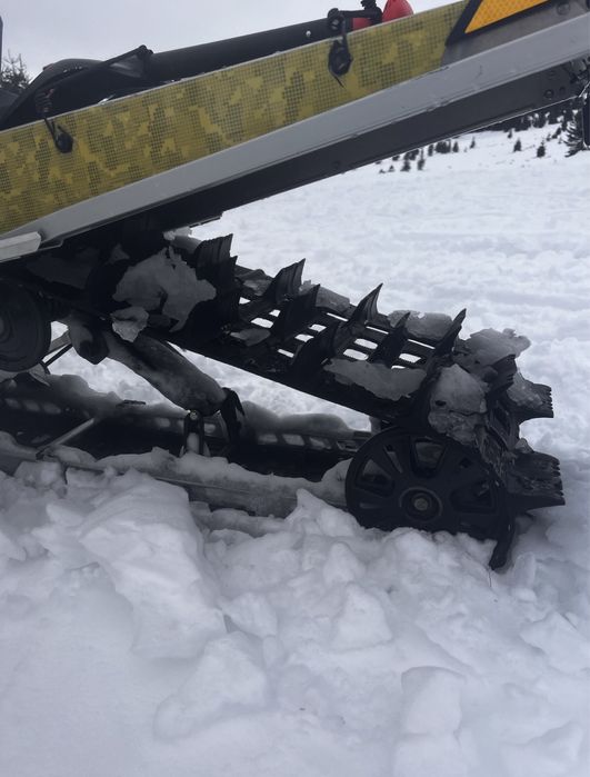 Snowmobil Ski Doo summit 800R 2009