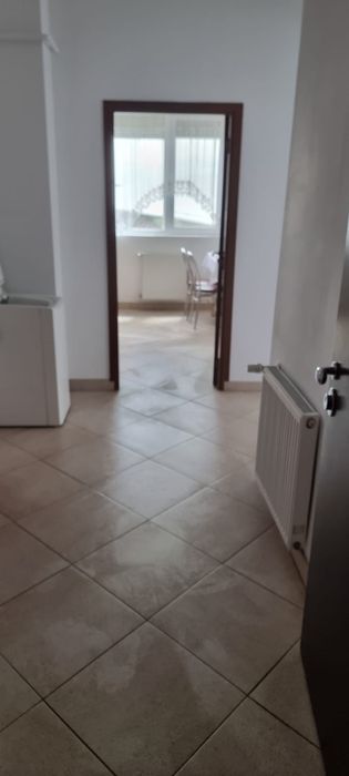 Inchiriez apartament 2 camere zona Ared Uta