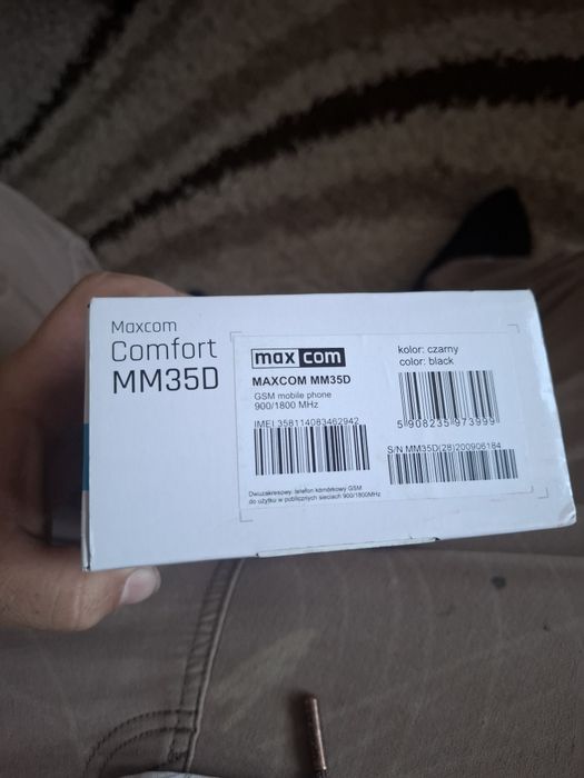 Vand telefon MaxCom nou