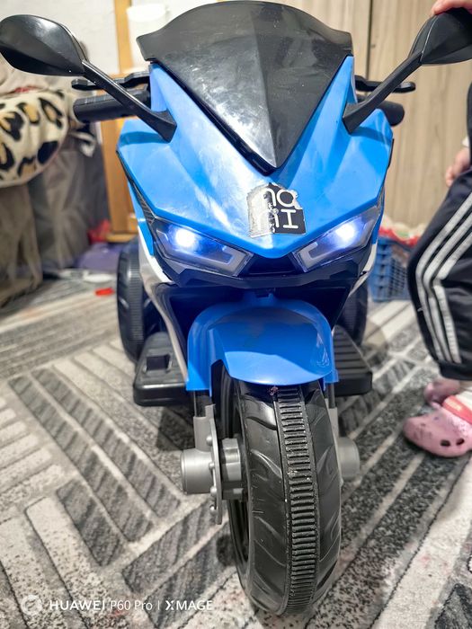 Акумулаторен мотор