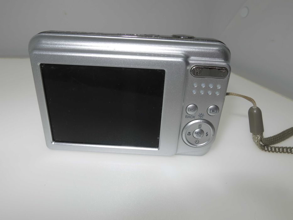 FujiFilm AX250 14MP компактен цифров фотоапарат дигитална камера