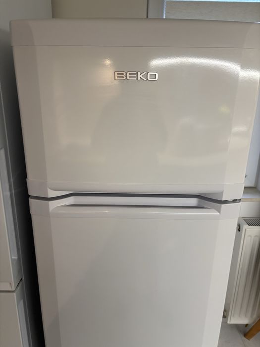 Хладилник с горна камера Beko DSA 25000