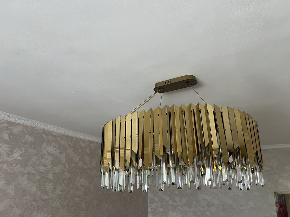 Люстра 12 рожковый