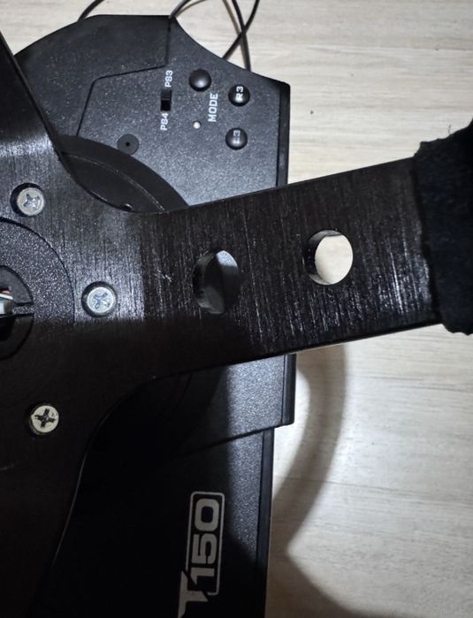 Volan thrustmaster T150