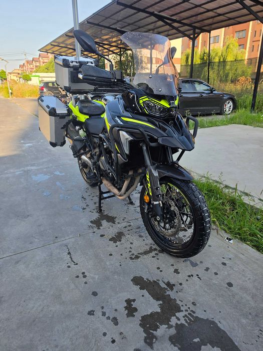 Benelli TRK 702X