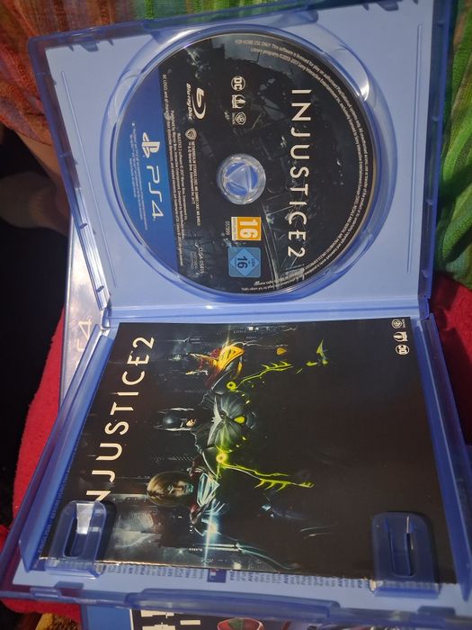 Vând jocuri pentru PS4