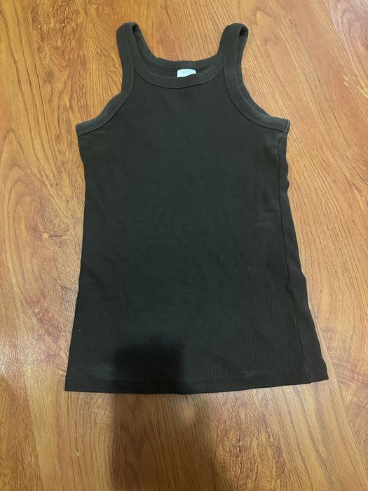 разгрузка одежды молодежной