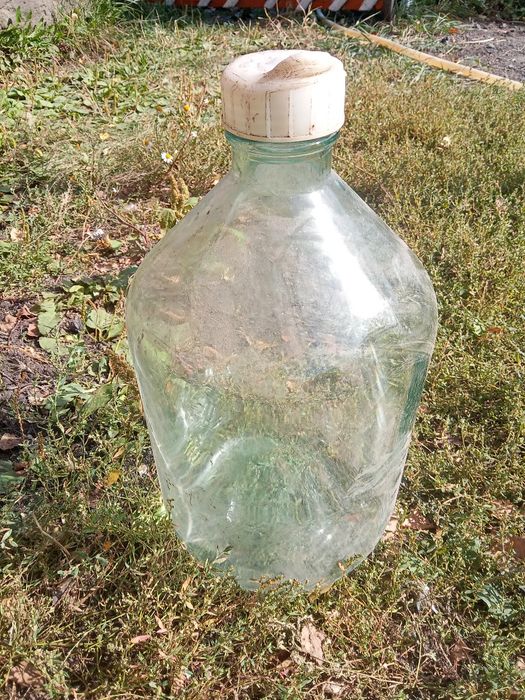 Продам бутыль стекло