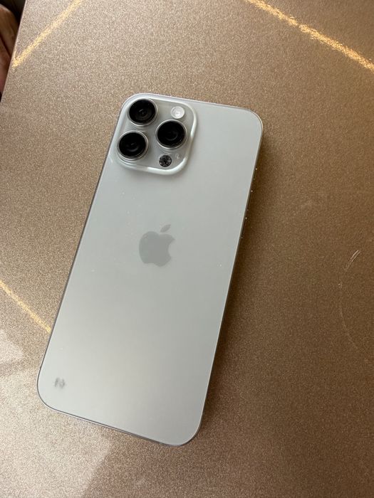 iPhone 16 Pro Max 256GB 100% Battery Health