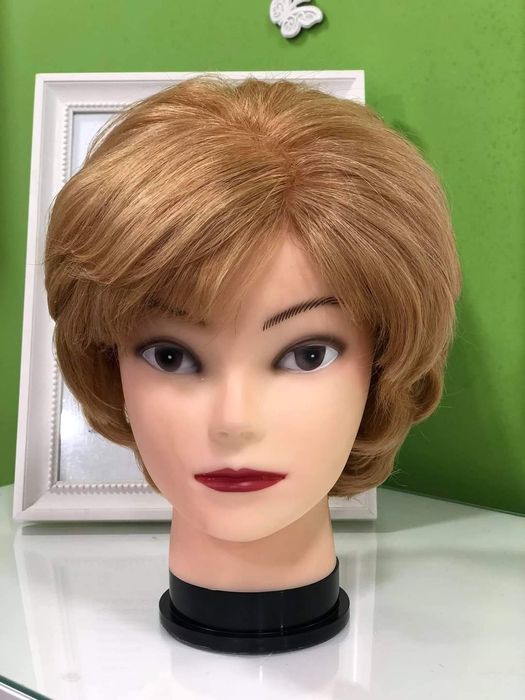 ПЕРУКЕР-ФРИЗЬОР Изработвам Перуки 100% човешка коса (Перука)