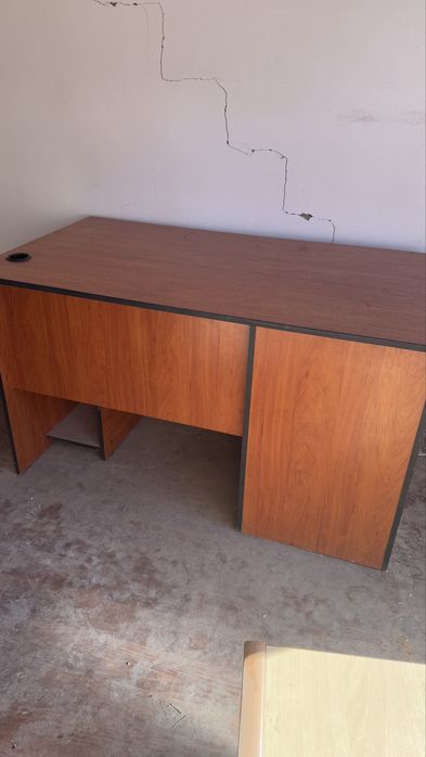 Столик ( компьютерный)