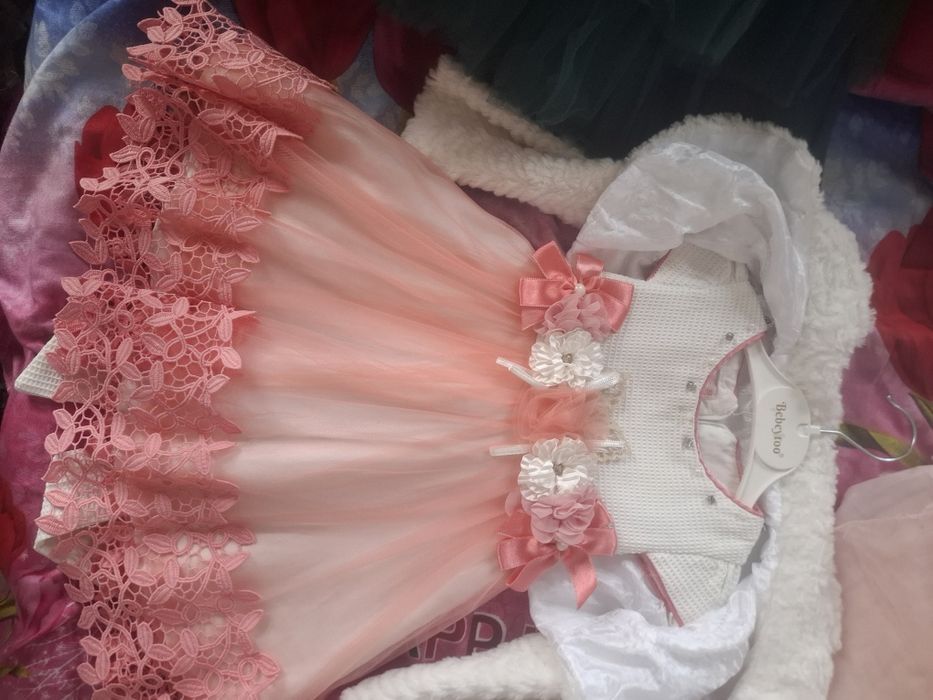 Нарядные платья на девочку