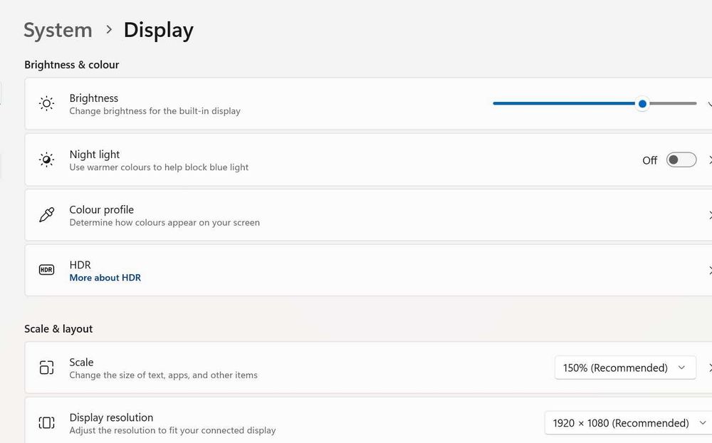 Лаптоп HP Probook 445 G9 с 6-ядрен Ryzen 5-5625U и 14'' FHD 256/16GB