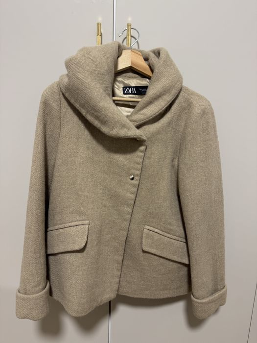 Дамско палто Zara с вълна размер S и М вълнено палто с яка