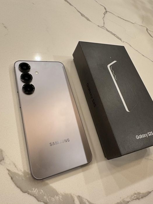 Продам Samsung S25