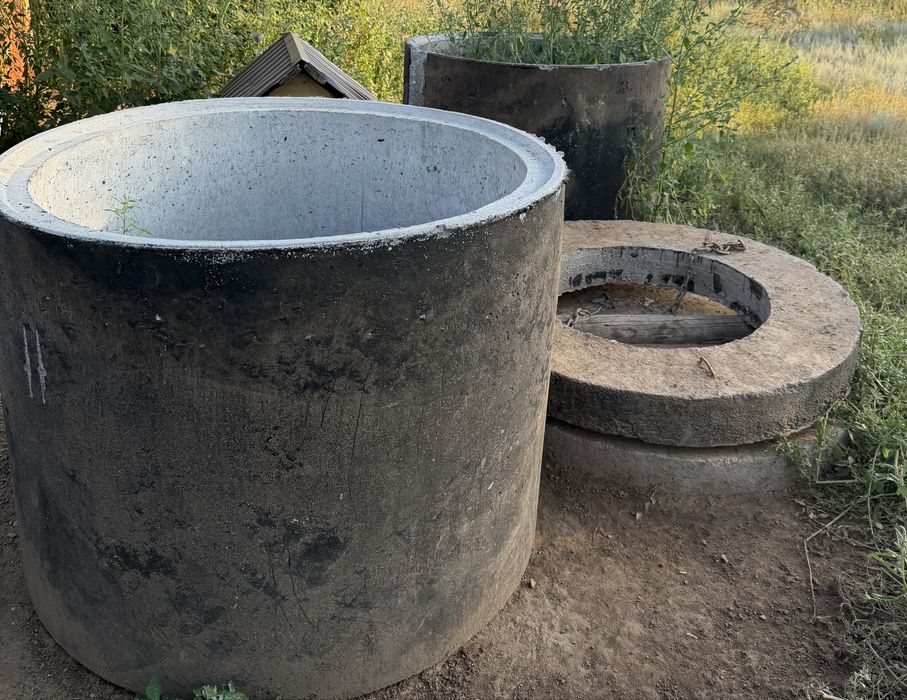 Кольца железобетонные 2 шт