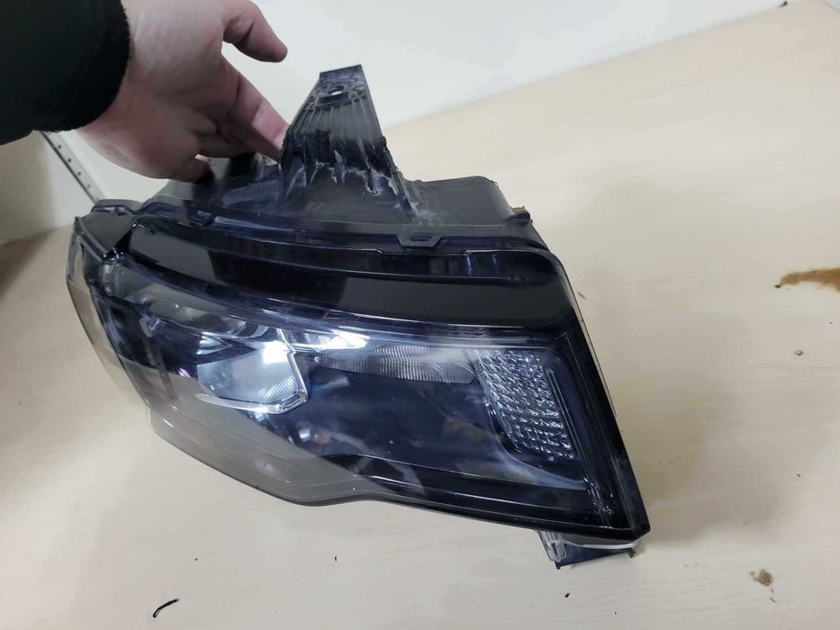 Десен фар за Jeep Cherokee USA WK2 desen far чероки