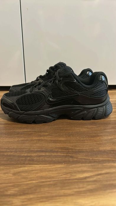 Нови маратонки Nike