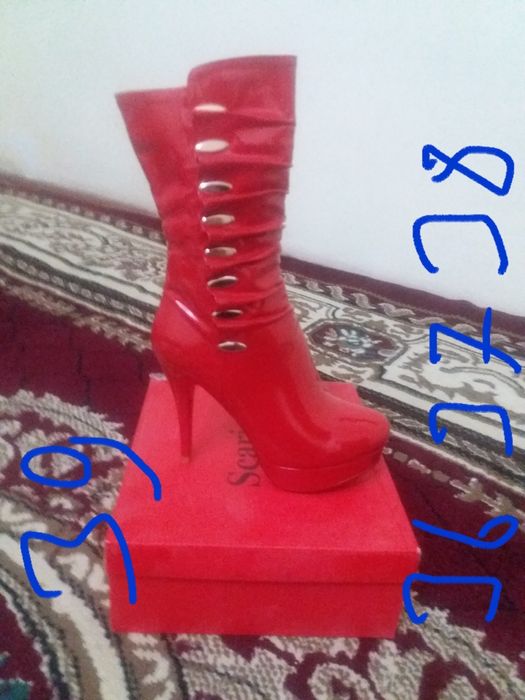 Женские сапоги сатылады оптом ценада