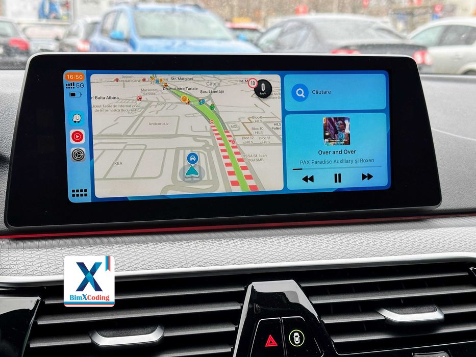 CarPlay BMW full screen waze youtube music