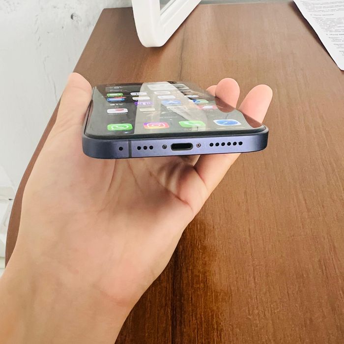İphone XR (17 pro )
